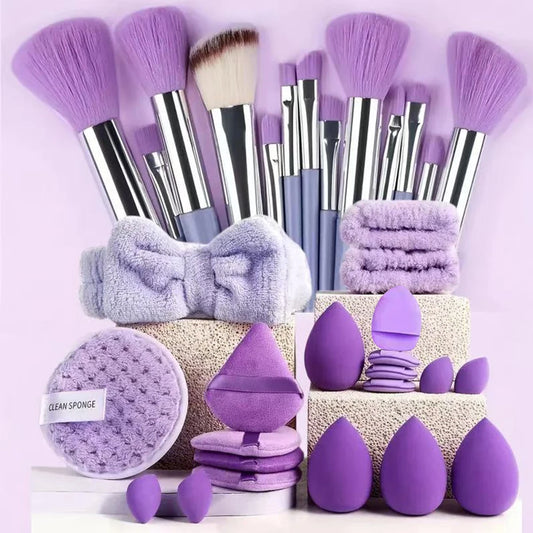 Makeup Brush Set – Nylon Bristles, Plastic Handle | Multiple Sizes & Colors