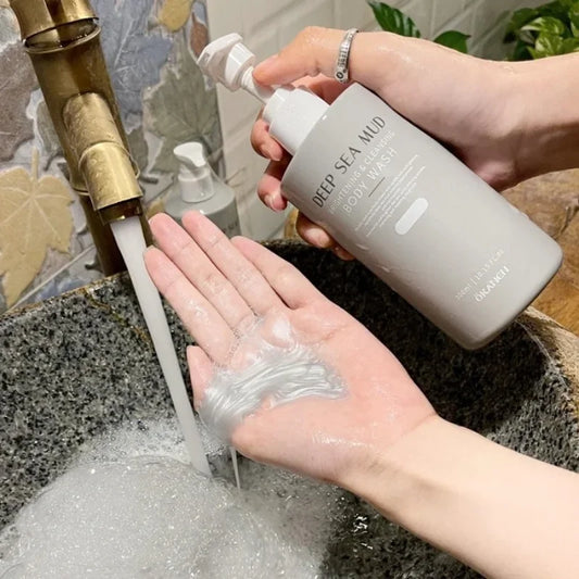 Deep Sea Mud Brighteing Body Wash Quick Whitening Moisturizing Brightening Exfoliating Acne Dirt Cleaning Shower Gel 300ml  Cindorium